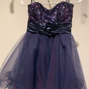 Xtraordinay Size 5 Navy Blue and Purple sequin top formal, prom, party dress
